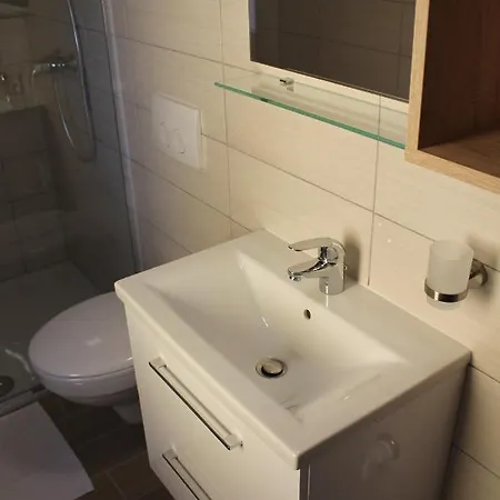 Petite * Maribor